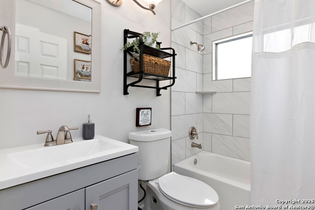 Image 8 of 9 For 10904 Putman Farm