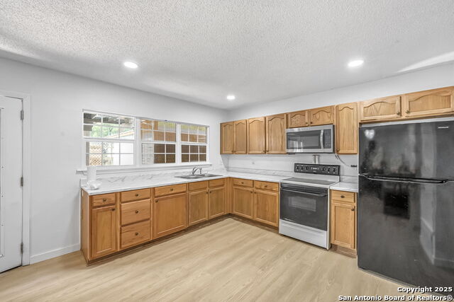 Image 21 of 31 For 6834 Neston Dr