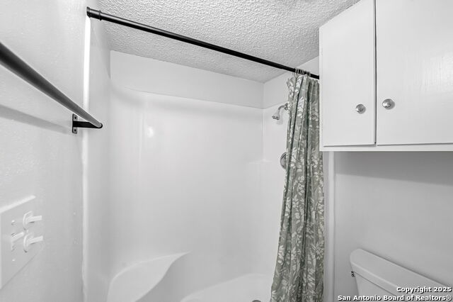 Image 9 of 31 For 6834 Neston Dr