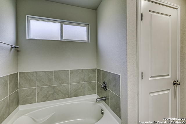 Image 13 of 26 For 4734 Chalk  