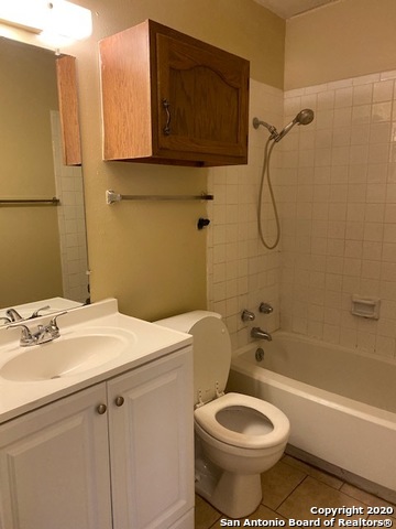 Image 10 of 11 For 9475 Bowen Dr