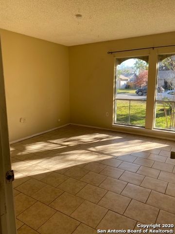 Image 7 of 11 For 9475 Bowen Dr