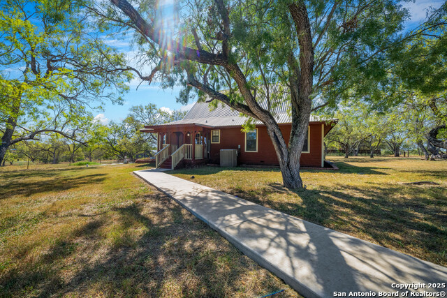 Image 33 of 42 For 2434 Warncke