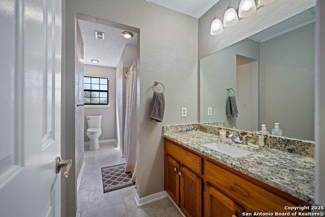 Image 36 of 42 For 2434 Warncke