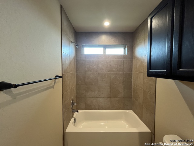 Image 17 of 26 For 6006 Jax Way  101