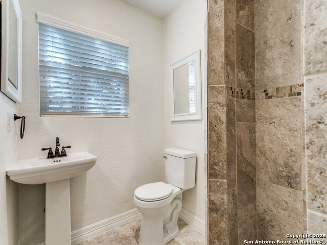 Image 22 of 25 For 8415 Tiffany Dr