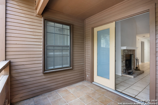 Image 28 of 38 For 10955 Wurzbach Rd  308
