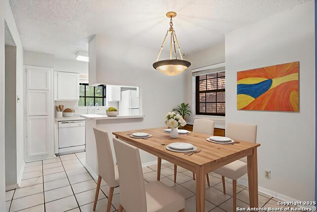Image 3 of 38 For 10955 Wurzbach Rd  308