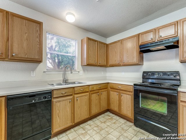 Image 10 of 25 For 4735 Brook North