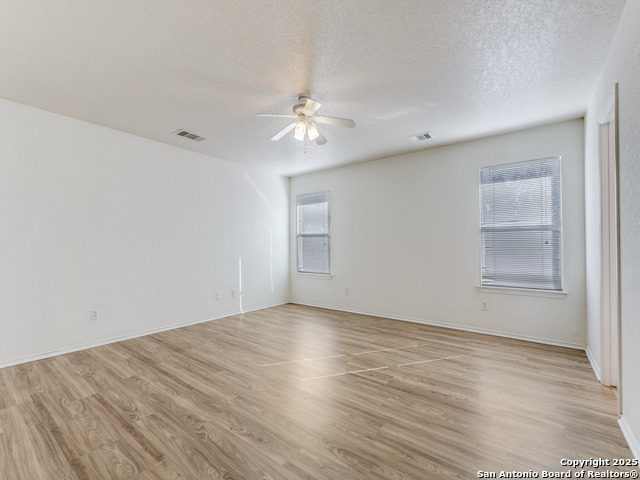 Image 13 of 25 For 4735 Brook North