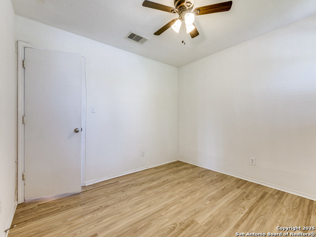Image 20 of 25 For 4735 Brook North
