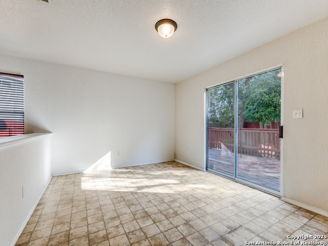 Image 22 of 25 For 4735 Brook North