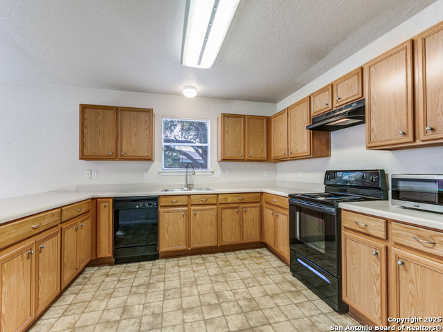 Image 9 of 25 For 4735 Brook North