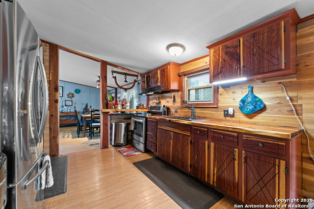 Image 5 of 38 For 2390 Elm Ridge