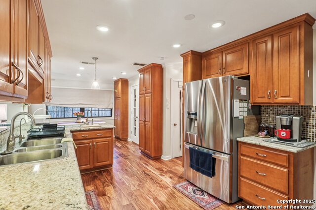 Image 13 of 48 For 3727 Hundred Oaks
