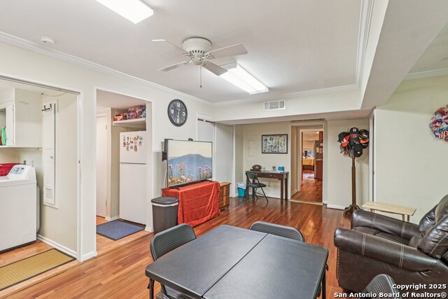 Image 17 of 48 For 3727 Hundred Oaks