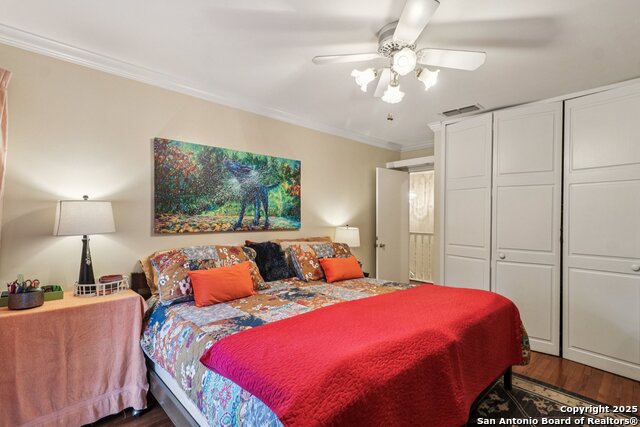 Image 33 of 48 For 3727 Hundred Oaks