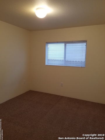 Listing photo id 4 for 8015 Maverick Climb