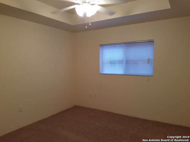 Listing photo id 5 for 8015 Maverick Climb