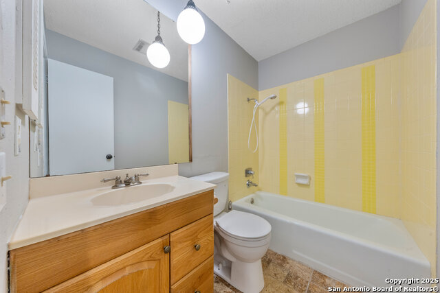 Image 22 of 33 For 9210 Overton