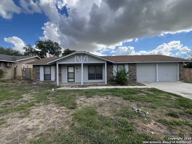 7102 Glen Point