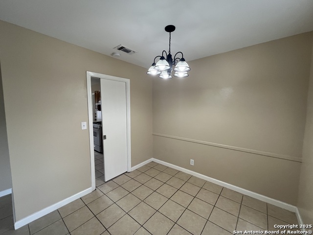 Listing photo id 9 for 7102 Glen Point