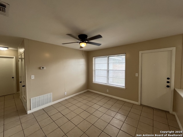 Listing photo id 15 for 7102 Glen Point