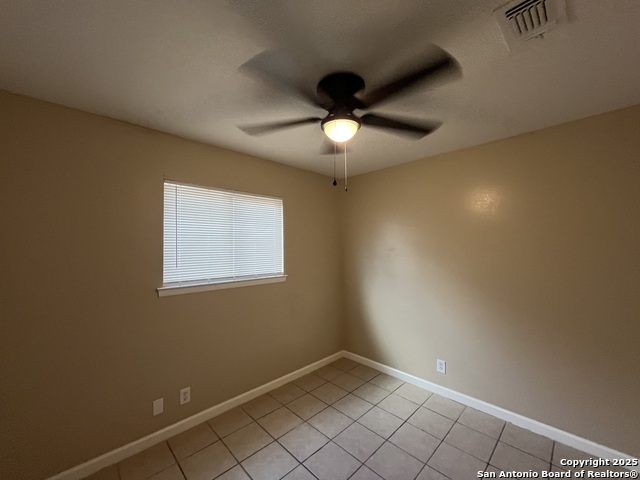 Listing photo id 25 for 7102 Glen Point