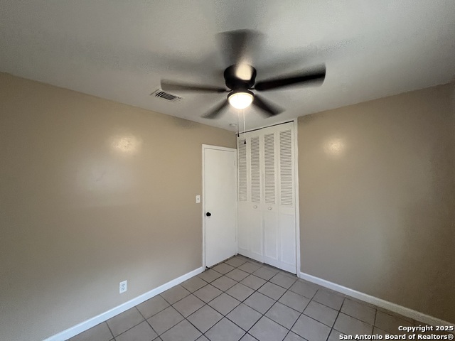 Listing photo id 27 for 7102 Glen Point