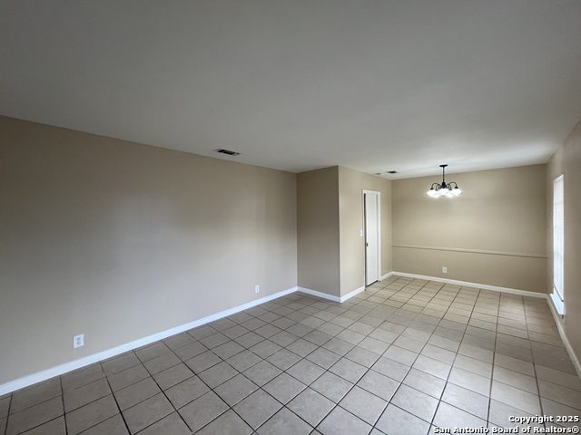 Listing photo id 6 for 7102 Glen Point