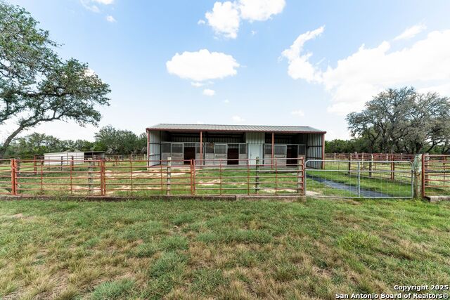 Image 35 of 47 For 307 Pecan Pkwy