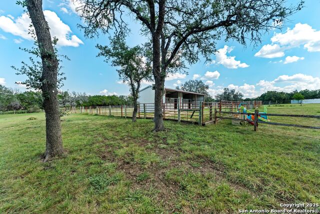 Image 40 of 47 For 307 Pecan Pkwy