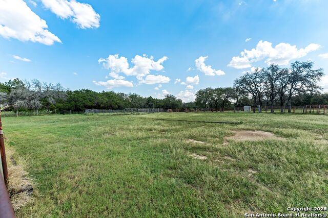 Image 42 of 47 For 307 Pecan Pkwy