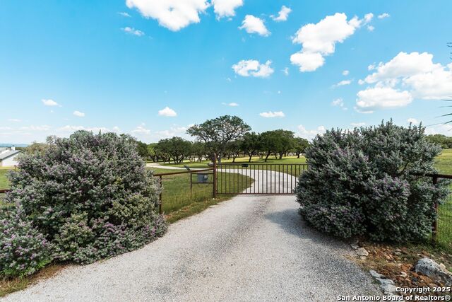 Image 47 of 47 For 307 Pecan Pkwy