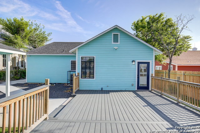 Image 34 of 38 For 515 Nolan  