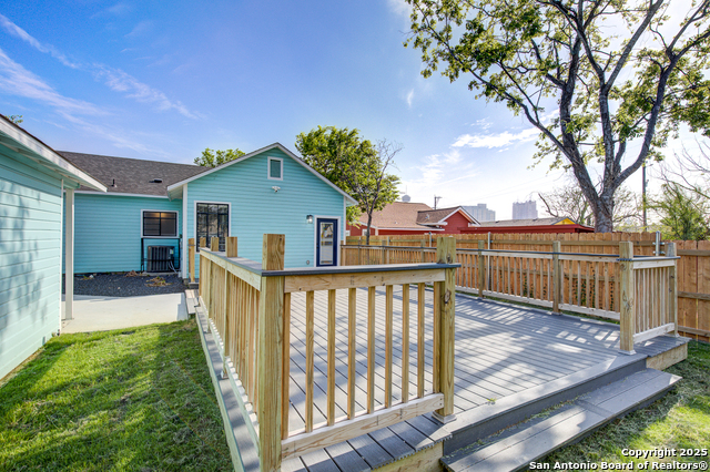 Image 36 of 38 For 515 Nolan  