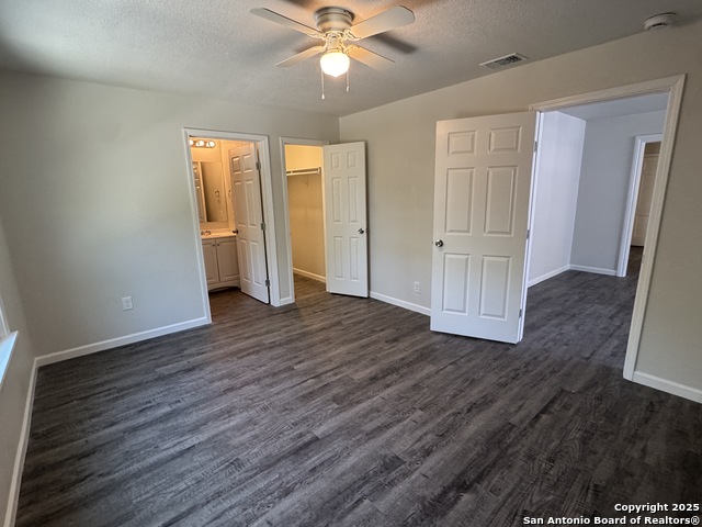 Listing photo id 21 for 1719 Schley