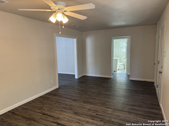 Listing photo id 2 for 1719 Schley