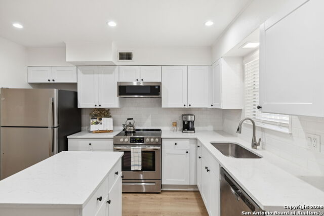 Image 20 of 37 For 102 Ruelle Ln  220-b