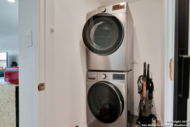 Image 13 of 29 For 8124 Nube Medina