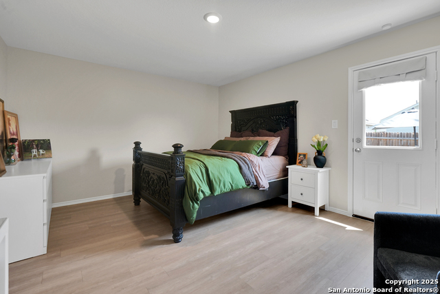 Image 17 of 29 For 8124 Nube Medina