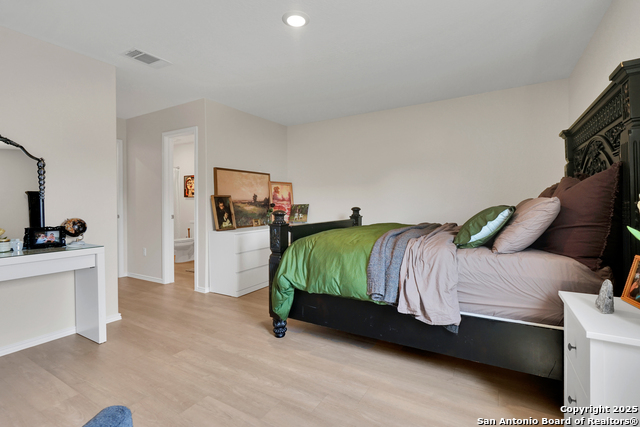 Image 18 of 29 For 8124 Nube Medina