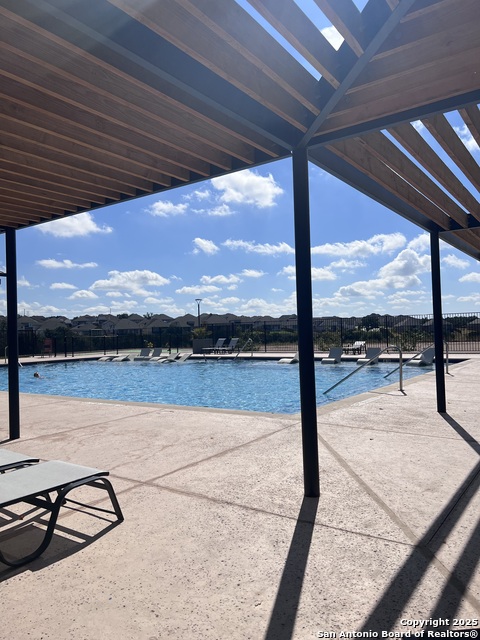 Listing photo id 22 for 1641 Couser Ave