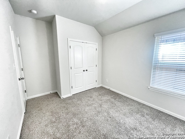 Listing photo id 3 for 1641 Couser Ave