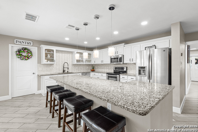 Listing photo id 14 for 9502 Campton Farms