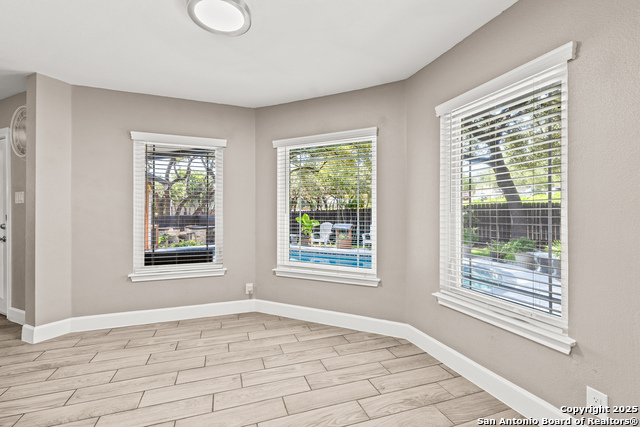 Listing photo id 17 for 9502 Campton Farms