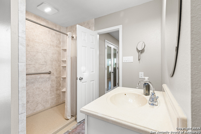 Listing photo id 22 for 9502 Campton Farms