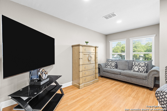 Listing photo id 26 for 9502 Campton Farms