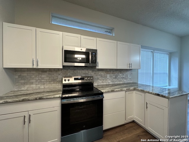 Image 5 of 27 For 1106 Saxonhill