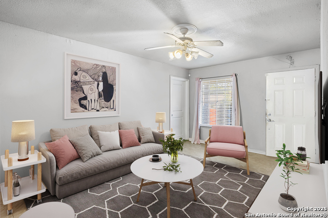 Listing photo id 0 for 8631 Sweet Maiden